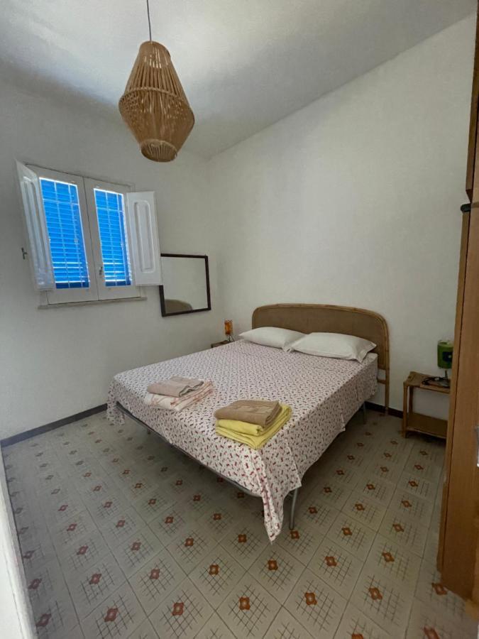 Lovely 2 Bedroom Rental Unit,Patio And Close Beach San Pietro in Bevagna Bagian luar foto